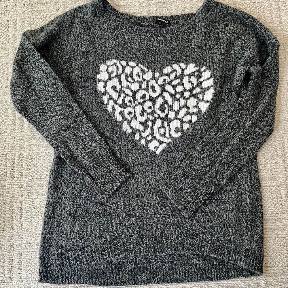 Express greyCrew Neck Sweater with Heart Design